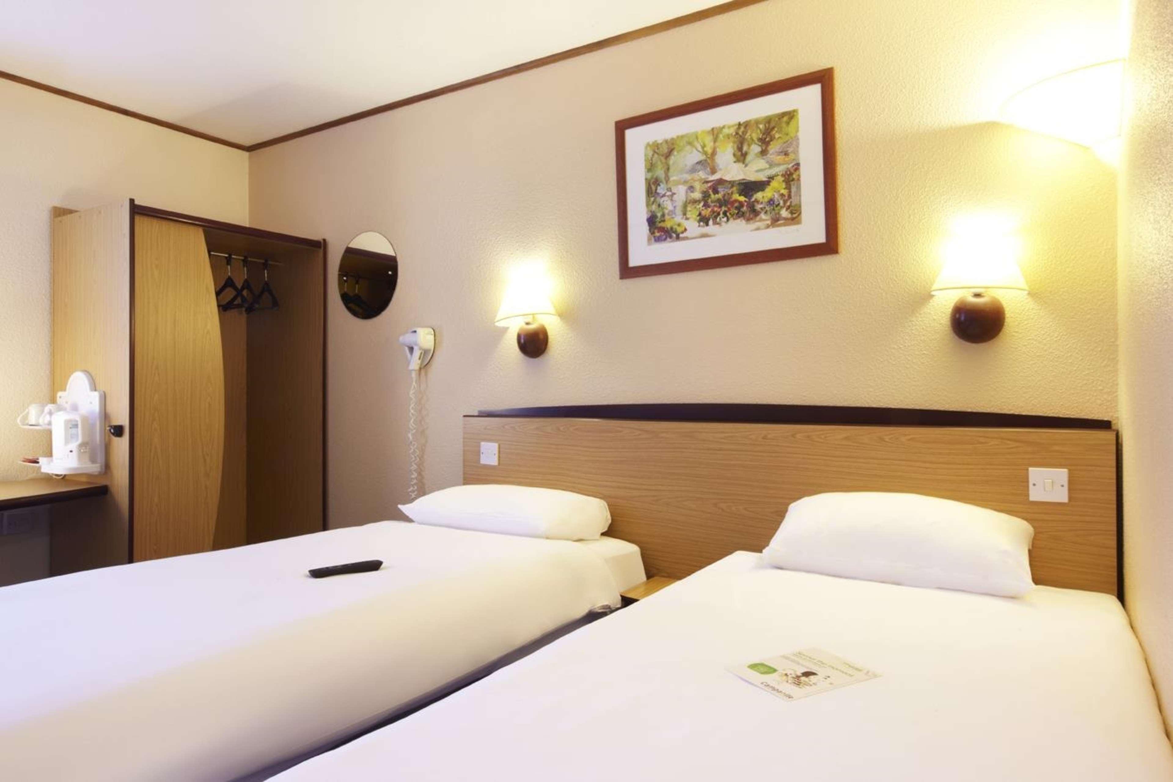 Campanile Hotel Cardiff Eksteriør bilde